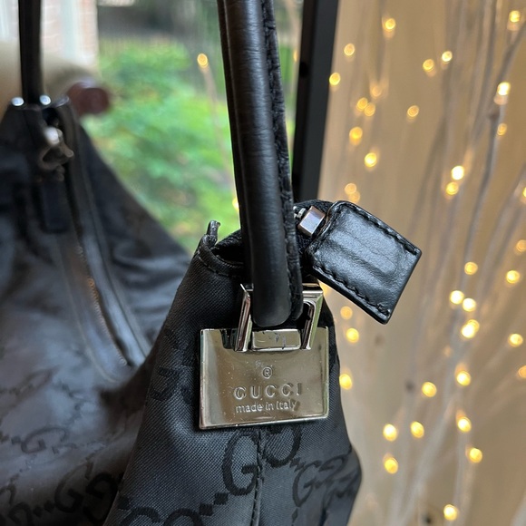 Authentic Gucci monogram vintage  shoulder bag - Picture 7 of 15